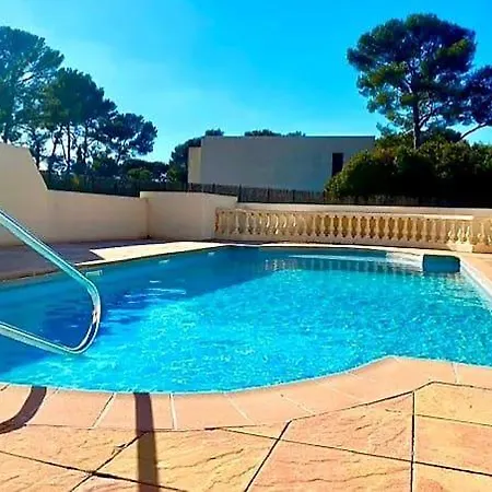 Apartmán Cosy & Moderne A 180m De La *